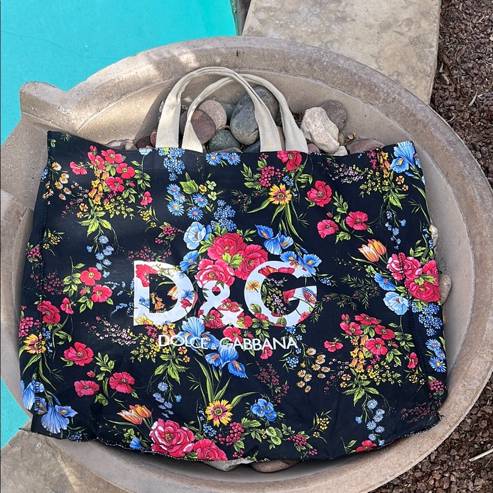Dolce & Gabbana Floral Black Tote Bag